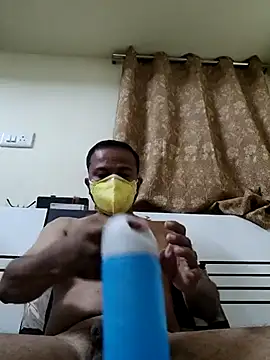 Punekarmanoj97 online show from 03/18/25, 10:48