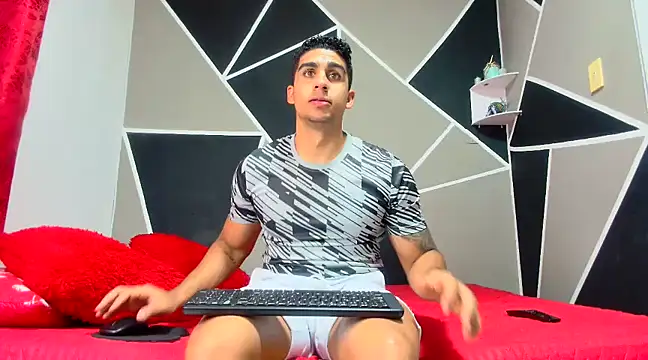 Snapshot of astrom_greyy chatting on 03/10/25, 08:23 astrom greyy online show from 03/10/25, 08:23