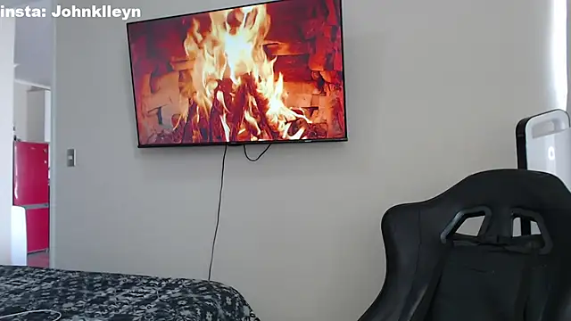 jonhklleyn online show from 10/27/25, 07:18