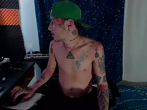 patrik tattoo  online show from 01/09/25, 03:47