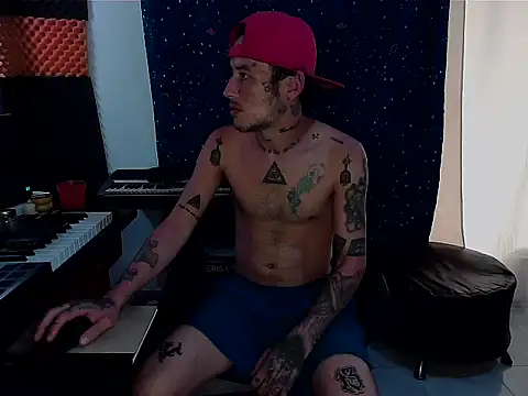 patrik tattoo  online show from 02/22/25, 10:52