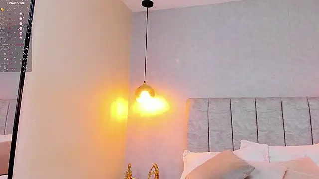 tutu milf online show from 03/14/25, 07:12