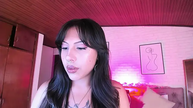Snapshot of Kitty_Pam chatting on 06/11/26, 12:32 Kitty Pam online show from 06/11/26, 12:32