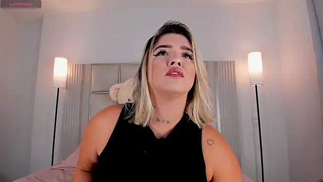 saraamiller  online show from 05/11/26, 11:35