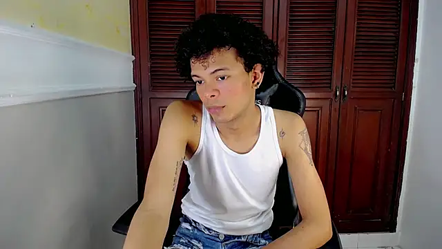 rose Skinny  online show from 09/28/25, 10:26