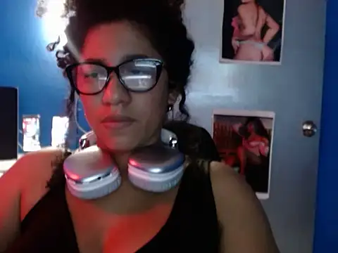 bellacrespalatina online show from 11/08/25, 01:28