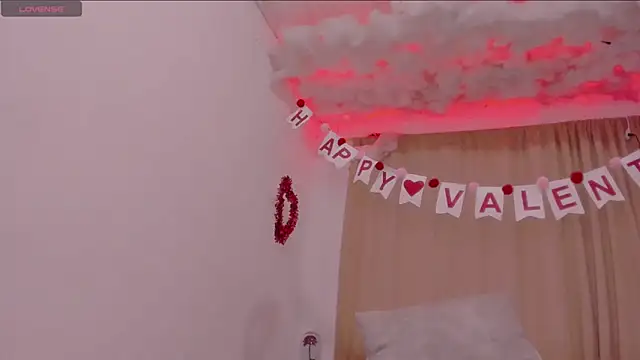 Lauu G online show from 02/15/25, 05:41