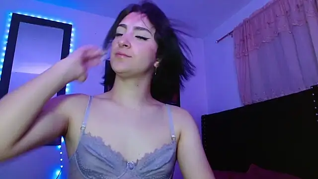 Snapshot of Triana_Damelio chatting on 09/19/25, 11:22 Triana Damelio online show from 09/19/25, 11:22