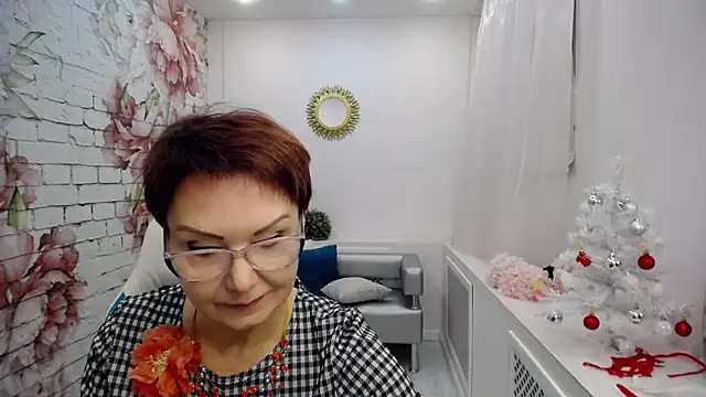 Snapshot of Cutie_Asya chatting on 12/16/24, 04:45 Cutie Asya online show from 12/16/24, 04:45