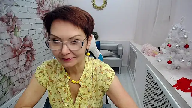 Snapshot of Cutie_Asya chatting on 12/18/24, 08:53 Cutie Asya online show from 12/18/24, 08:53