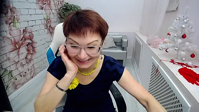 Snapshot of Cutie_Asya chatting on 01/06/25, 08:03 Cutie Asya online show from 01/06/25, 08:03