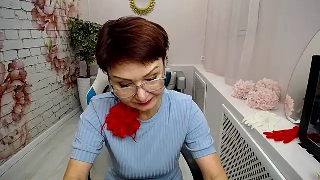 Snapshot of Cutie_Asya chatting on 02/03/25, 08:02 Cutie Asya online show from 02/03/25, 08:02
