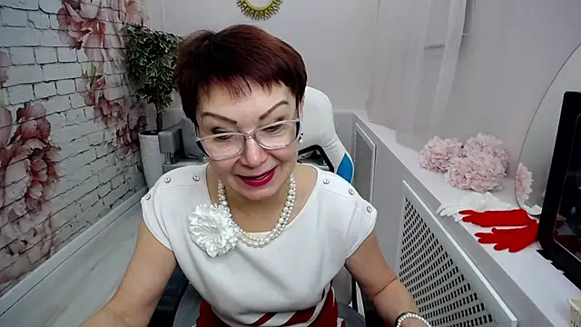Snapshot of Cutie_Asya chatting on 02/04/25, 05:10 Cutie Asya online show from 02/04/25, 05:10