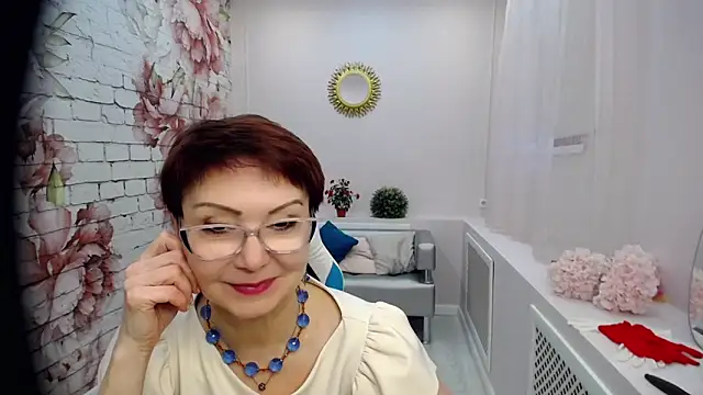 Snapshot of Cutie_Asya chatting on 02/18/25, 08:27 Cutie Asya online show from 02/18/25, 08:27