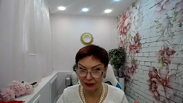 Snapshot of Cutie_Asya chatting on 03/05/25, 07:38 Cutie Asya online show from 03/05/25, 07:38