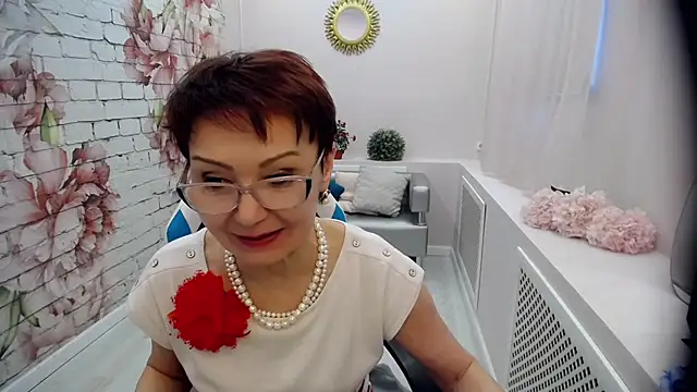 Snapshot of Cutie_Asya chatting on 03/18/25, 10:57 Cutie Asya online show from 03/18/25, 10:57