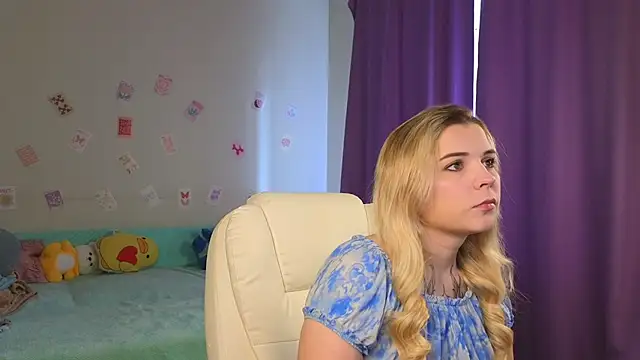 Snapshot of Kate_Legend chatting on 05/28/26, 03:59 Kate Legend online show from 05/28/26, 03:59