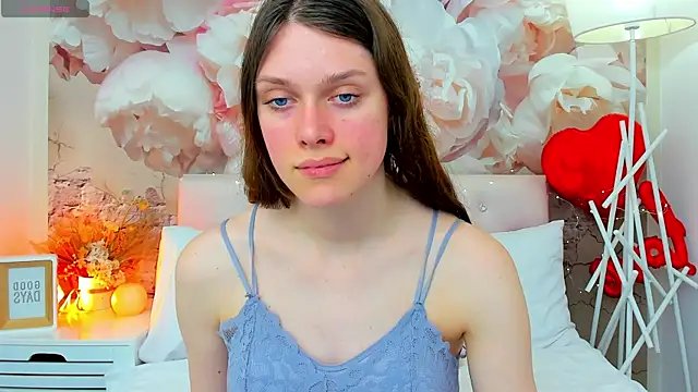 Snapshot of JaneBrowni chatting on 05/02/26, 12:43 JaneBrowni online show from 05/02/26, 12:43
