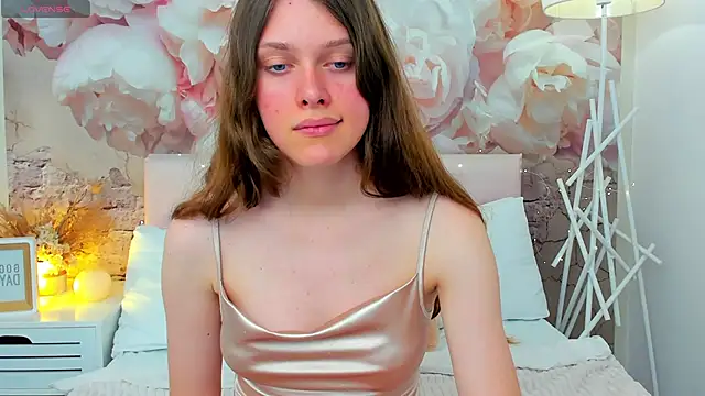 Snapshot of JaneBrowni chatting on 06/19/26, 12:31 JaneBrowni online show from 06/19/26, 12:31