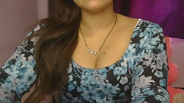 cutie-taara online show from 03/30/26, 03:29