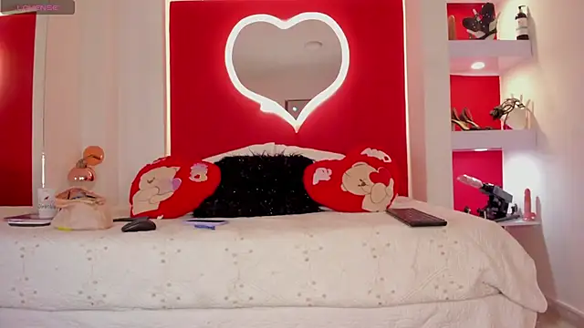 TabyJhonson online show from 10/31/25, 01:01