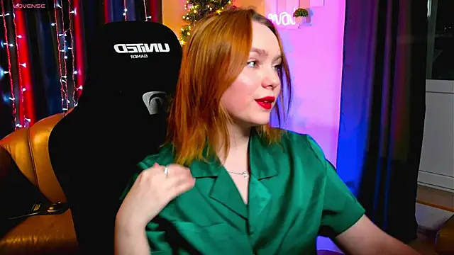 Kari Lunna online show from 12/24/24, 03:49