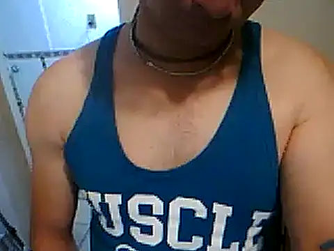 Snapshot of frank32love chatting on 02/02/25, 04:59 frank32love online show from 02/02/25, 04:59