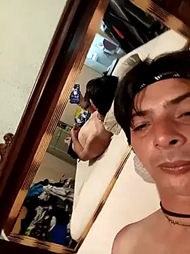 frank32love online show from 04/28/26, 04:28