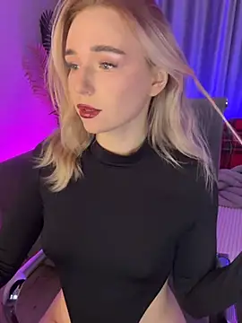 Snapshot of Eva_Millss chatting on 12/21/24, 01:10 Eva Millss online show from 12/21/24, 01:10