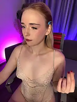 Snapshot of Eva_Millss chatting on 01/04/25, 01:10 Eva Millss online show from 01/04/25, 01:10