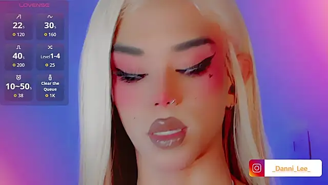 DanniLee  online show from 11/16/25, 05:51