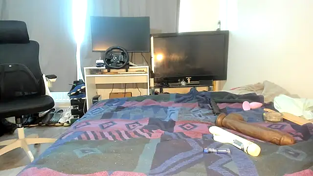 ENGLISHEMILY 69 online show from 02/17/25, 09:46