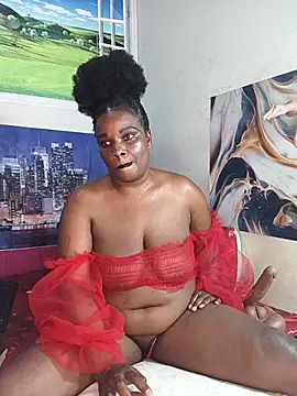 Snapshot of SexinessBae chatting on 07/15/26, 01:11 SexinessBae online show from 07/15/26, 01:11