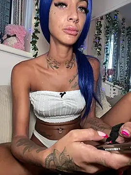 Snapshot of mrs_skinny_goddess chatting on 07/25/26, 04:59 mrs skinny goddess online show from 07/25/26, 04:59