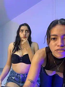 EmySofia online show from 10/21/25, 02:34