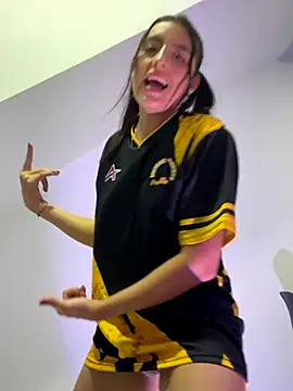 EmySofia online show from 10/28/25, 02:59