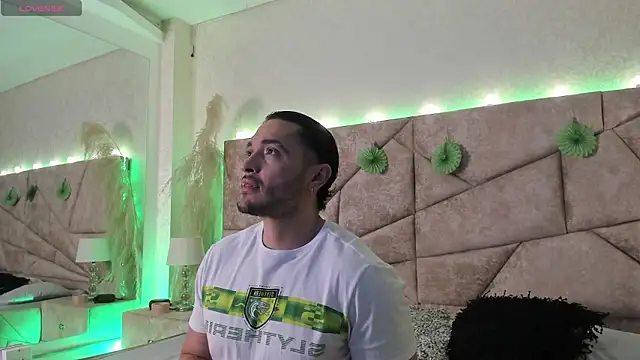 JossAckland online show from 03/15/26, 06:25