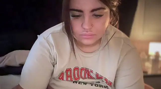 Snapshot of curvybabesx1 chatting on 03/14/25, 12:40 curvybabesx1 online show from 03/14/25, 12:40