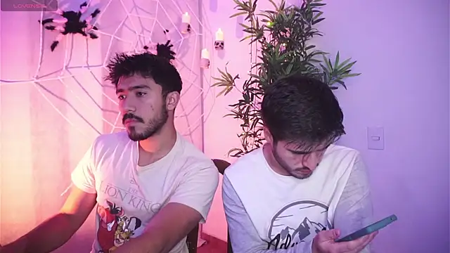 Tony Wylie online show from 10/11/25, 08:51