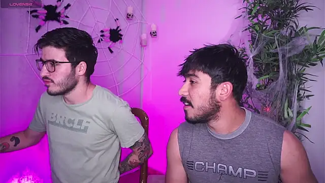 Tony Wylie online show from 10/22/25, 09:03