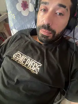 Snapshot of djtimka chatting on 05/12/26, 12:35 djtimka online show from 05/12/26, 12:35