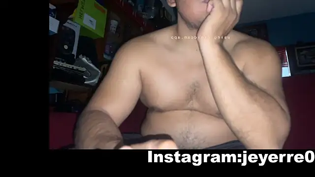 Snapshot of YoElMasHot chatting on 02/04/26, 04:51 YoElMasHot online show from 02/04/26, 04:51