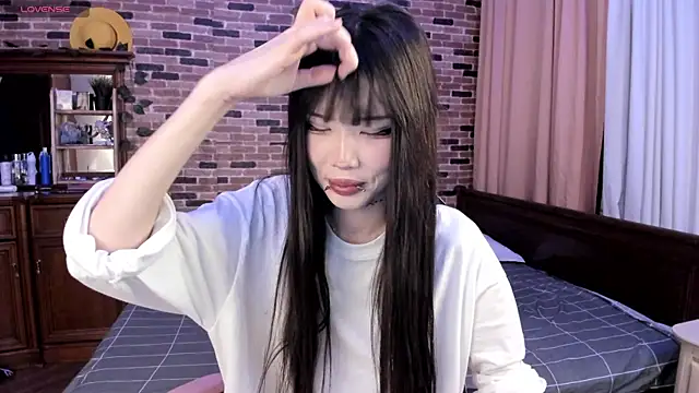 Velvetsky 1 online show from 11/09/25, 03:10