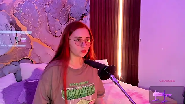 centaurigirl online show from 12/22/25, 02:30