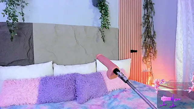 centaurigirl online show from 04/15/26, 10:32