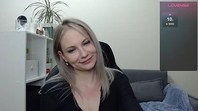 Sunny bunny6 online show from 01/28/25, 10:01