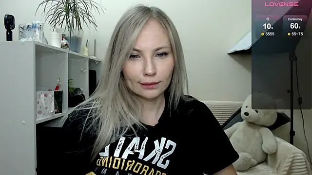 Sunny bunny6 online show from 11/30/25, 03:43