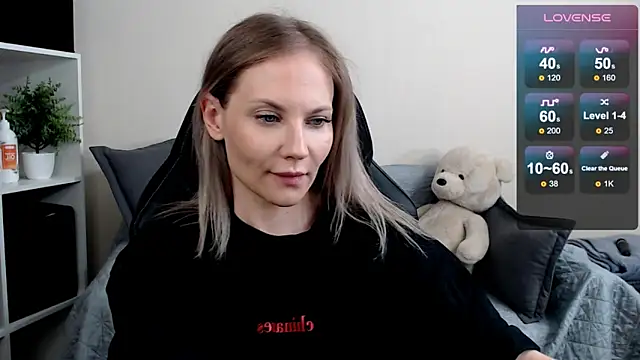 Sunny bunny6 online show from 06/23/26, 05:49