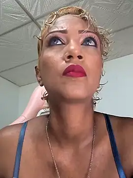 Amaliu  online show from 11/08/25, 03:23