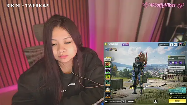 Snapshot of soffyvibes- chatting on 10/28/25, 02:59 soffyvibes- online show from 10/28/25, 02:59